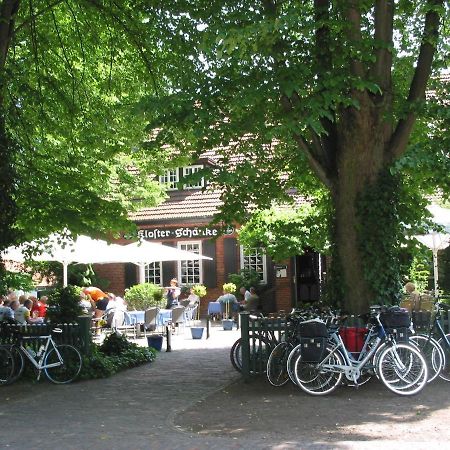 Klosterschaenke Hude Hotel Ferienwohnungen Restaurant Cafe מראה חיצוני תמונה